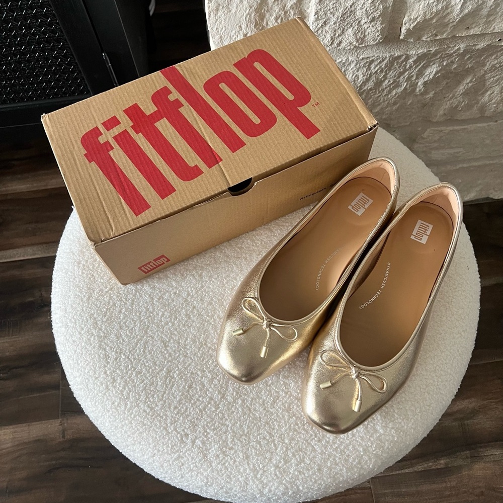 EUC FitFlop Womens Gold Delicato Bow Soft Leather Ballet Flats Sz 8